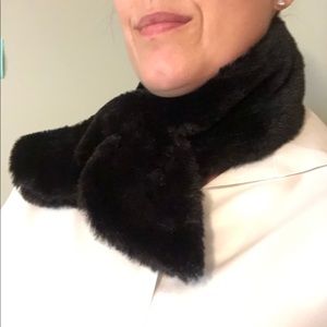Faux Fur Neck Wrap/Collar (Black)